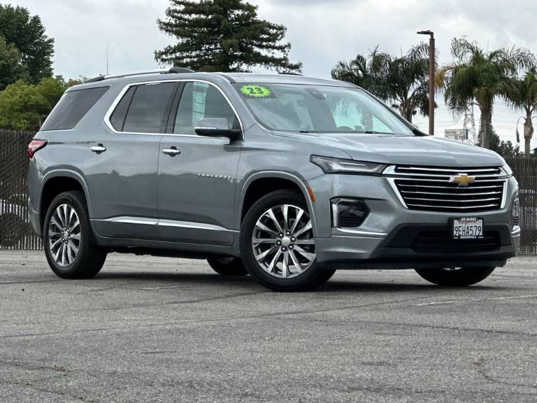 2023 Chevrolet Traverse Premier