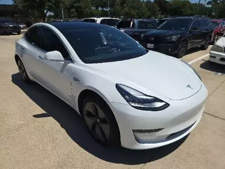 2019 Tesla Model 3 Standard Range Plus