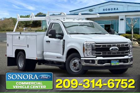 2026 Ford Super Duty F-350 DRW XL