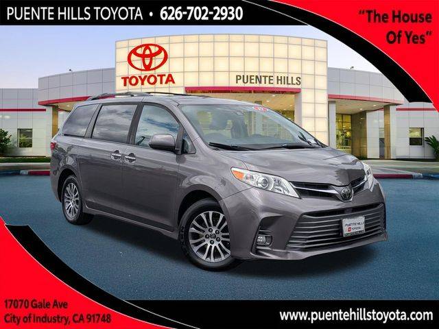 2019 Toyota Sienna XLE