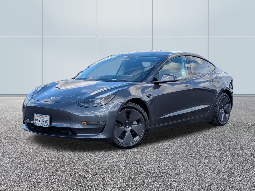2022 Tesla Model 3 Long Range Dual Motor ALL-Wheel Drive