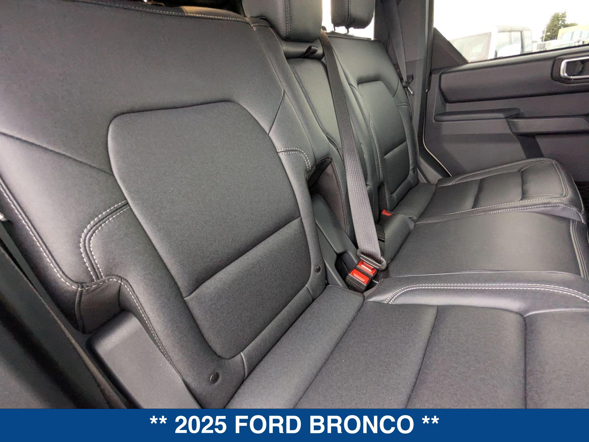 2025 Ford Bronco 4-Door Badlands - Photo 21