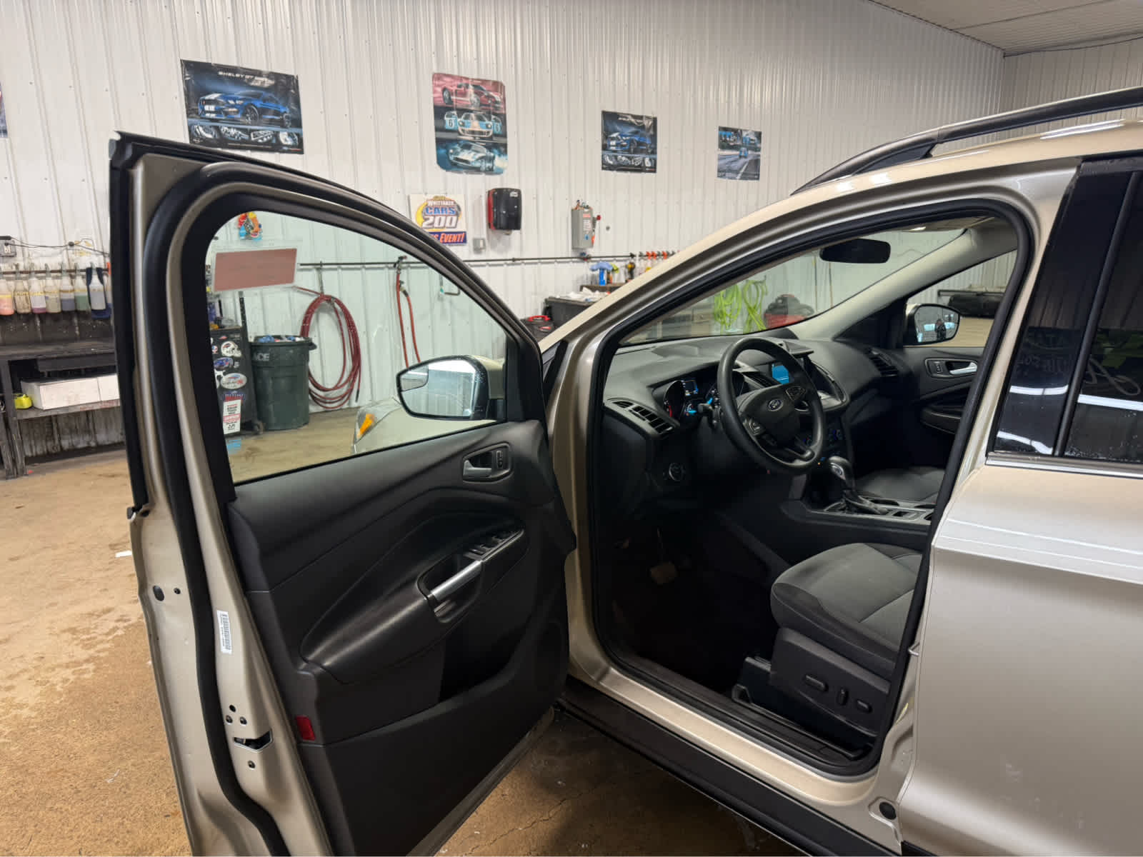 2018 Ford Escape SE - Photo 6
