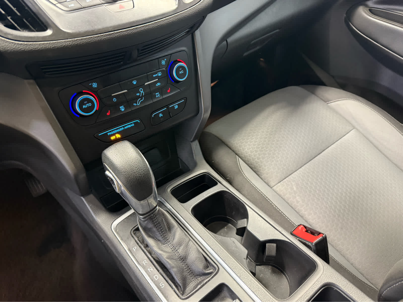 2018 Ford Escape SE - Photo 13