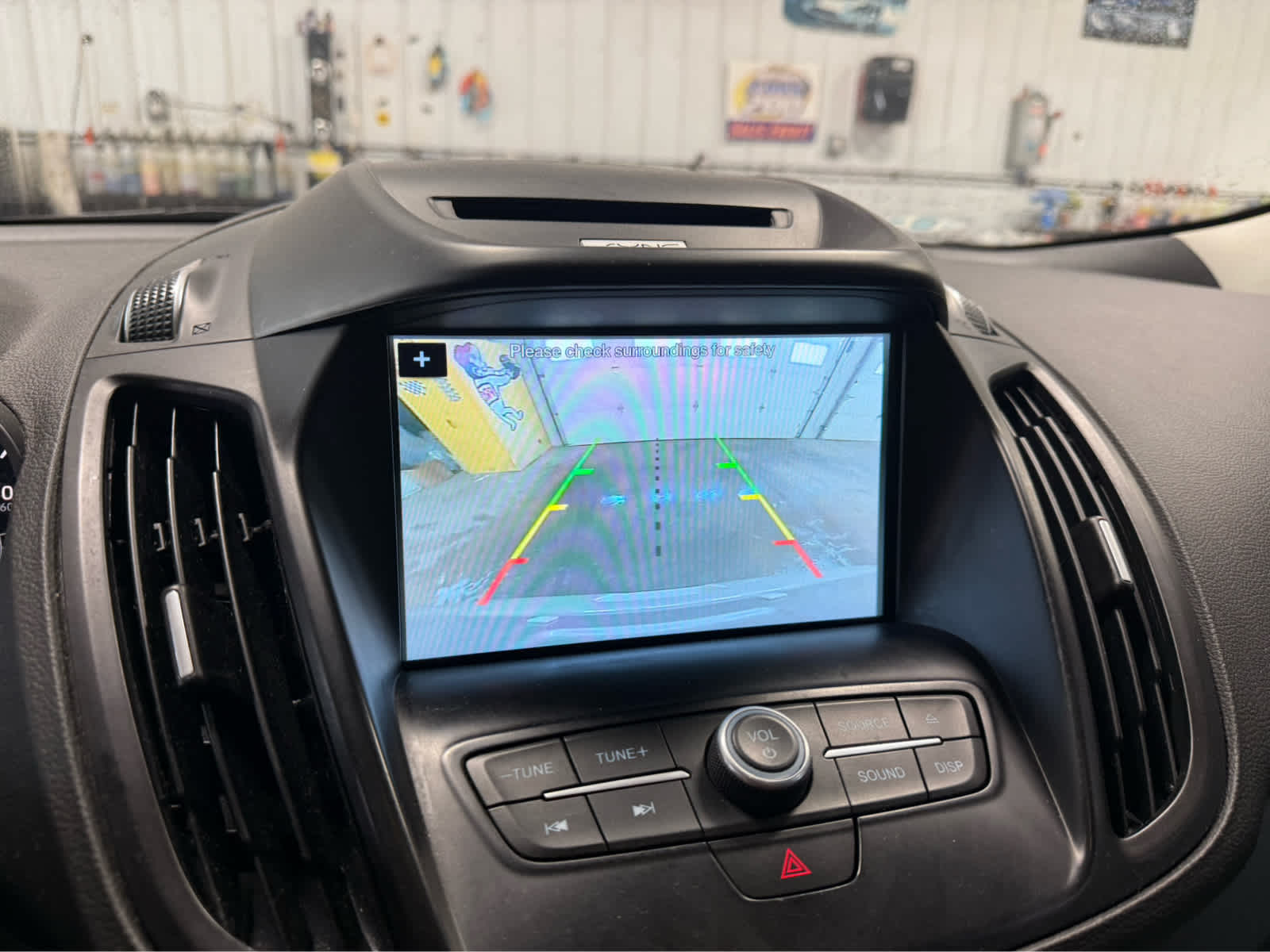 2018 Ford Escape SE - Photo 17