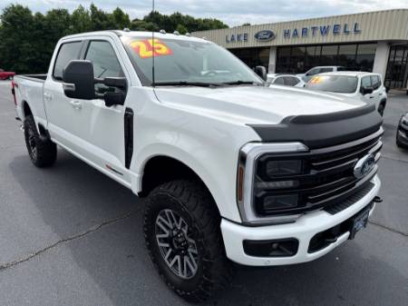 2025 Ford F-350SD Platinum