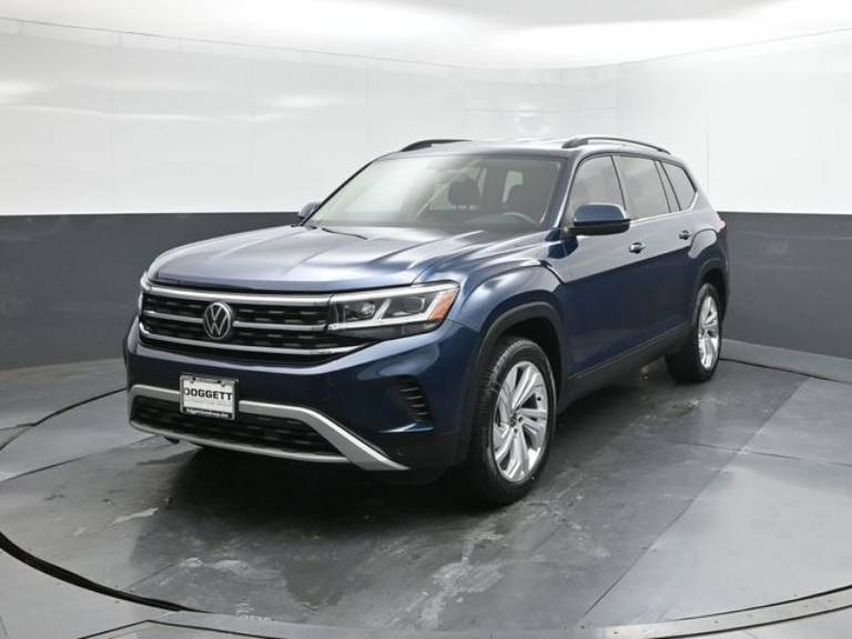 2022 Volkswagen Atlas 3.6L V6 SE w/Technology