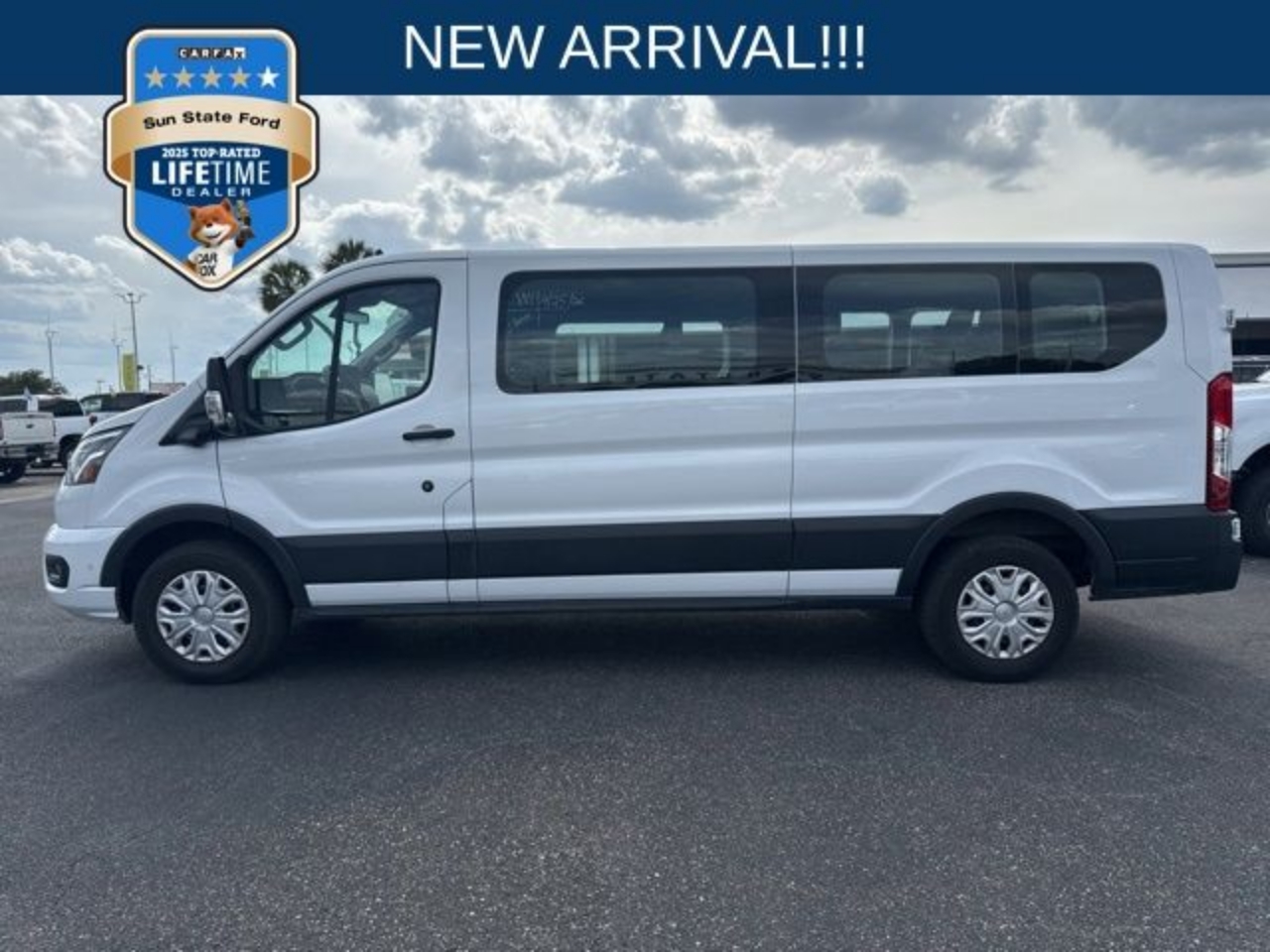 2023 Ford Transit 350 XLT Low Roof Sliding Pass. 148's photo