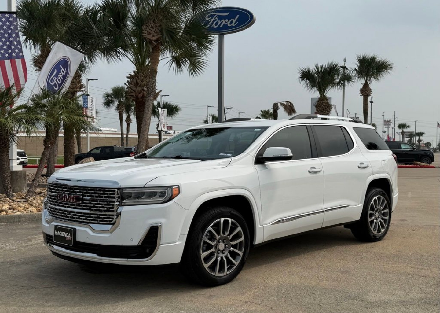 2022 GMC Acadia Denali FWD's photo