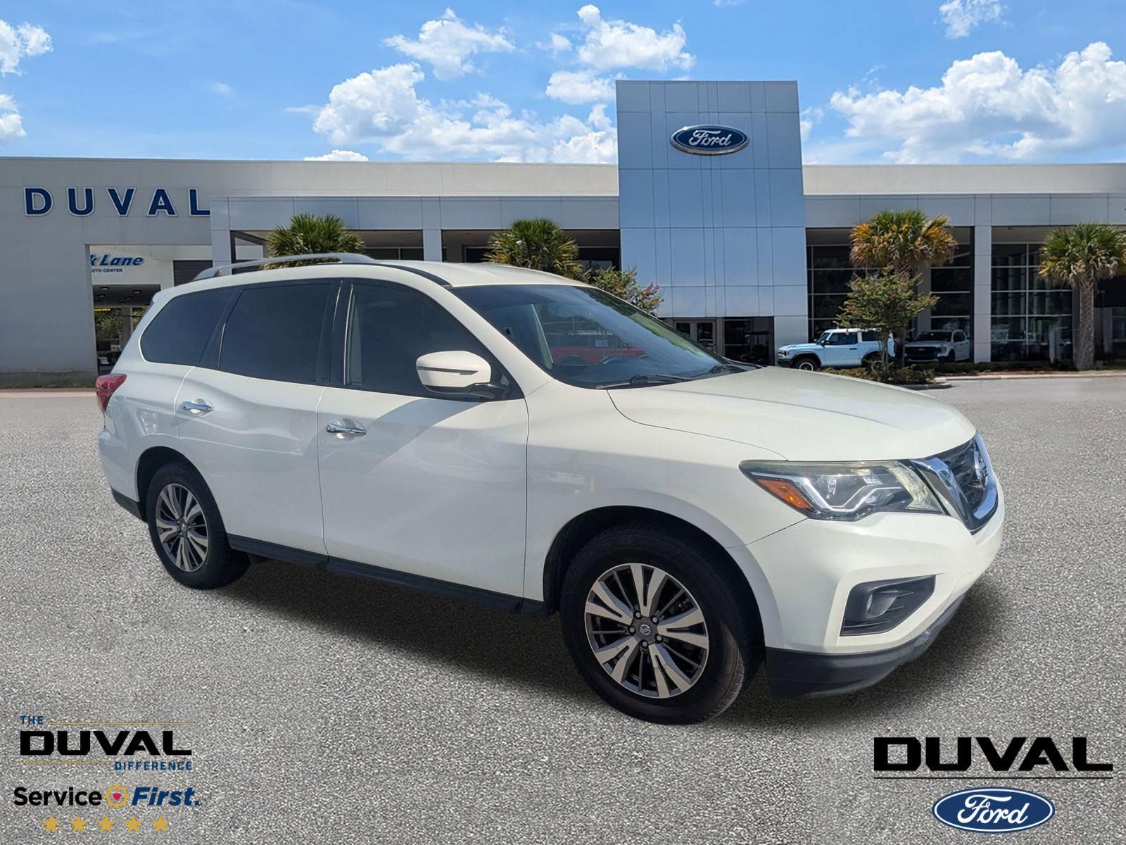 2019 Nissan Pathfinder SV