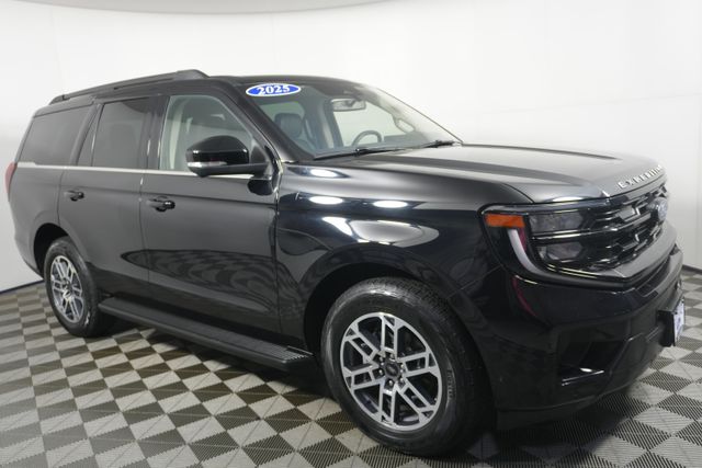 2025 Ford Expedition Active 4x4's photo