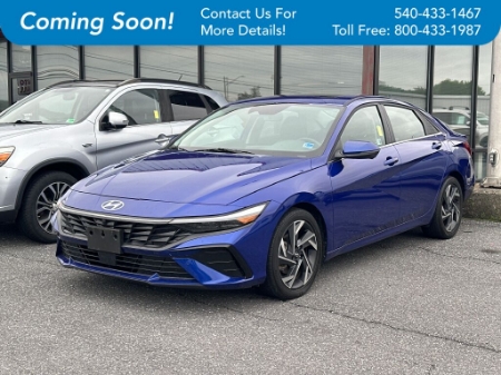 2024 Hyundai Elantra LIMITED IVT