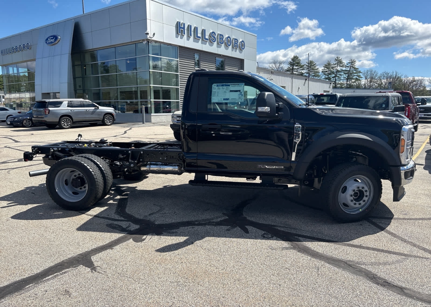 2026 Ford F-550 XL 4x4 Regular Cab 145-In DRW's photo
