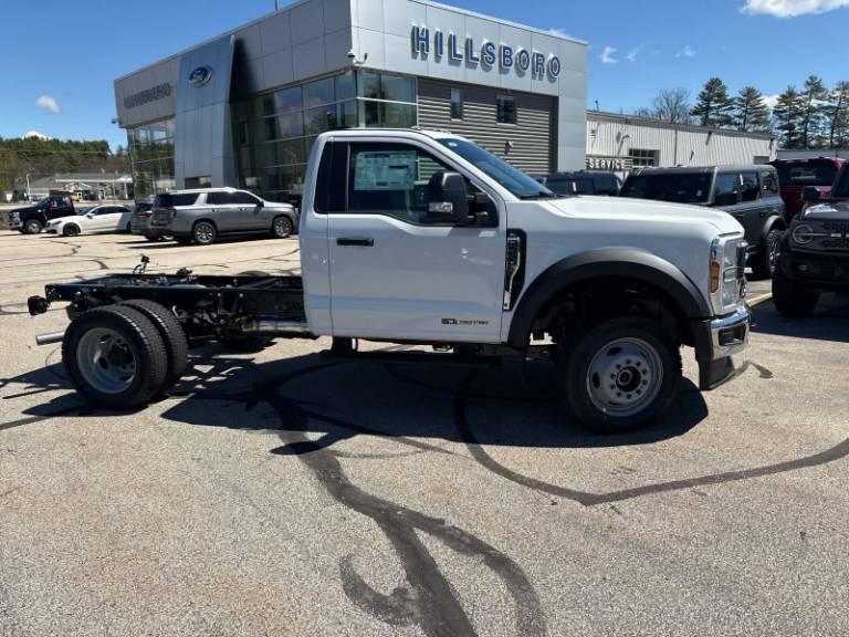 2026 Ford Super Duty F-550 DRW XL