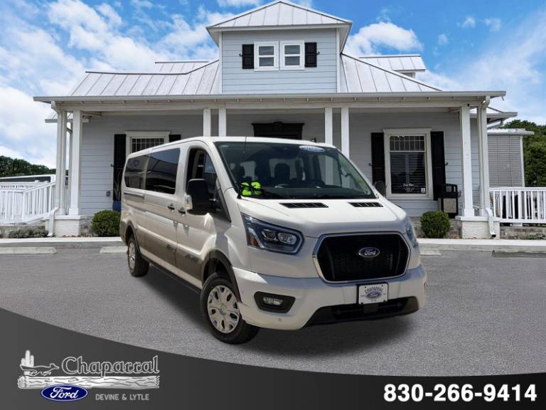 2023 Ford Transit Passenger Wagon XLT