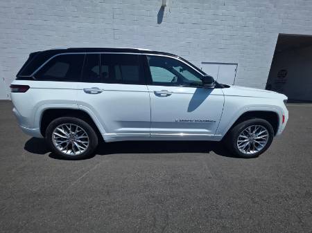 2022 Jeep Grand Cherokee Summit 4XE