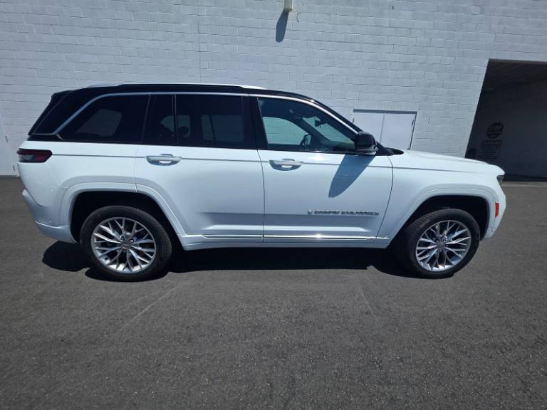 2022 Jeep Grand Cherokee Summit 4XE