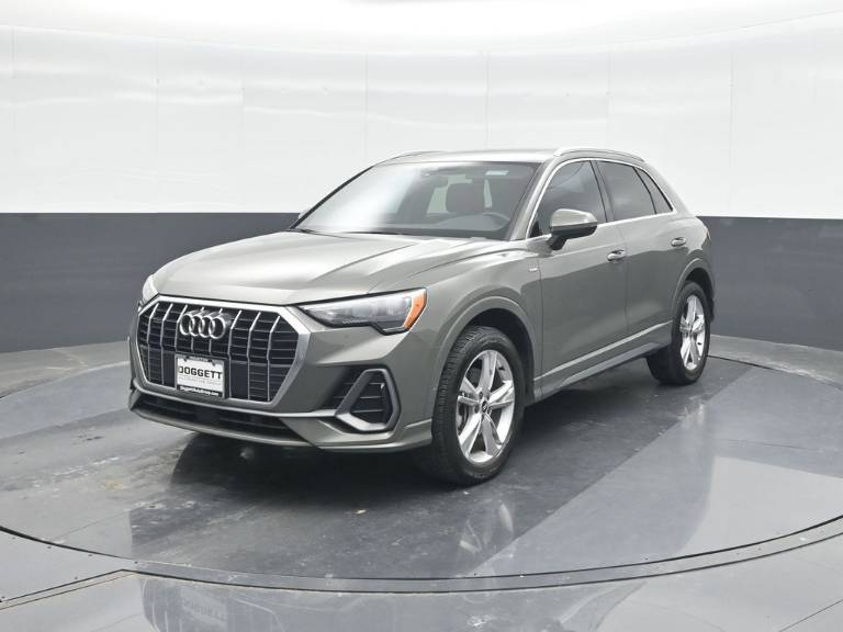 2021 Audi Q3 S line Premium