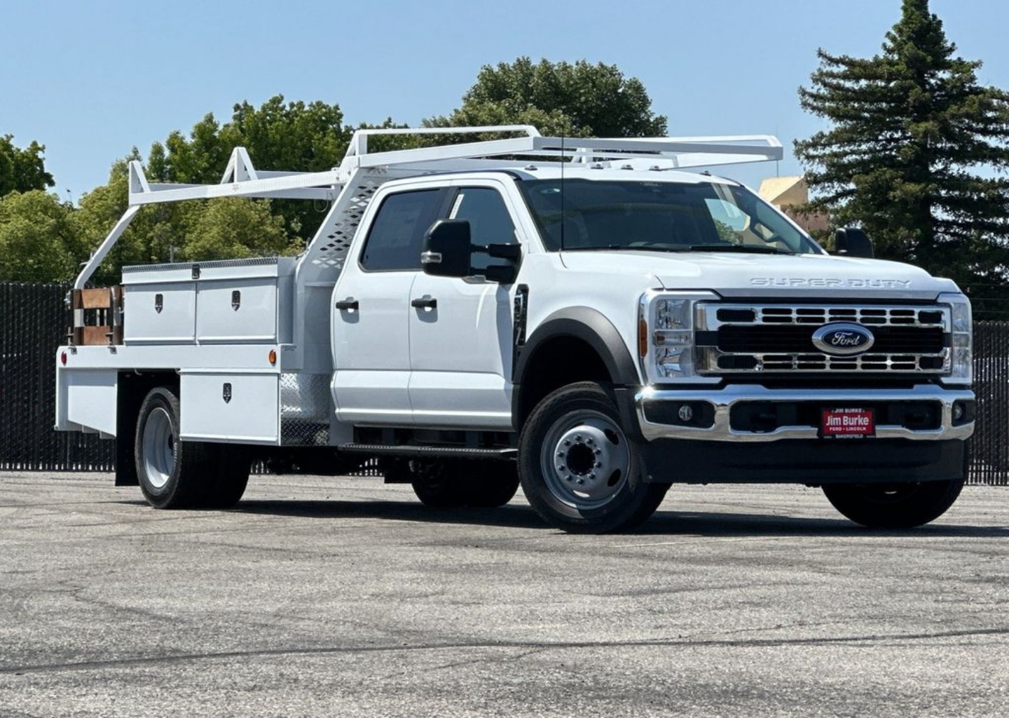 2026 Ford F-450 XL Crew Cab 203-In DRW's photo
