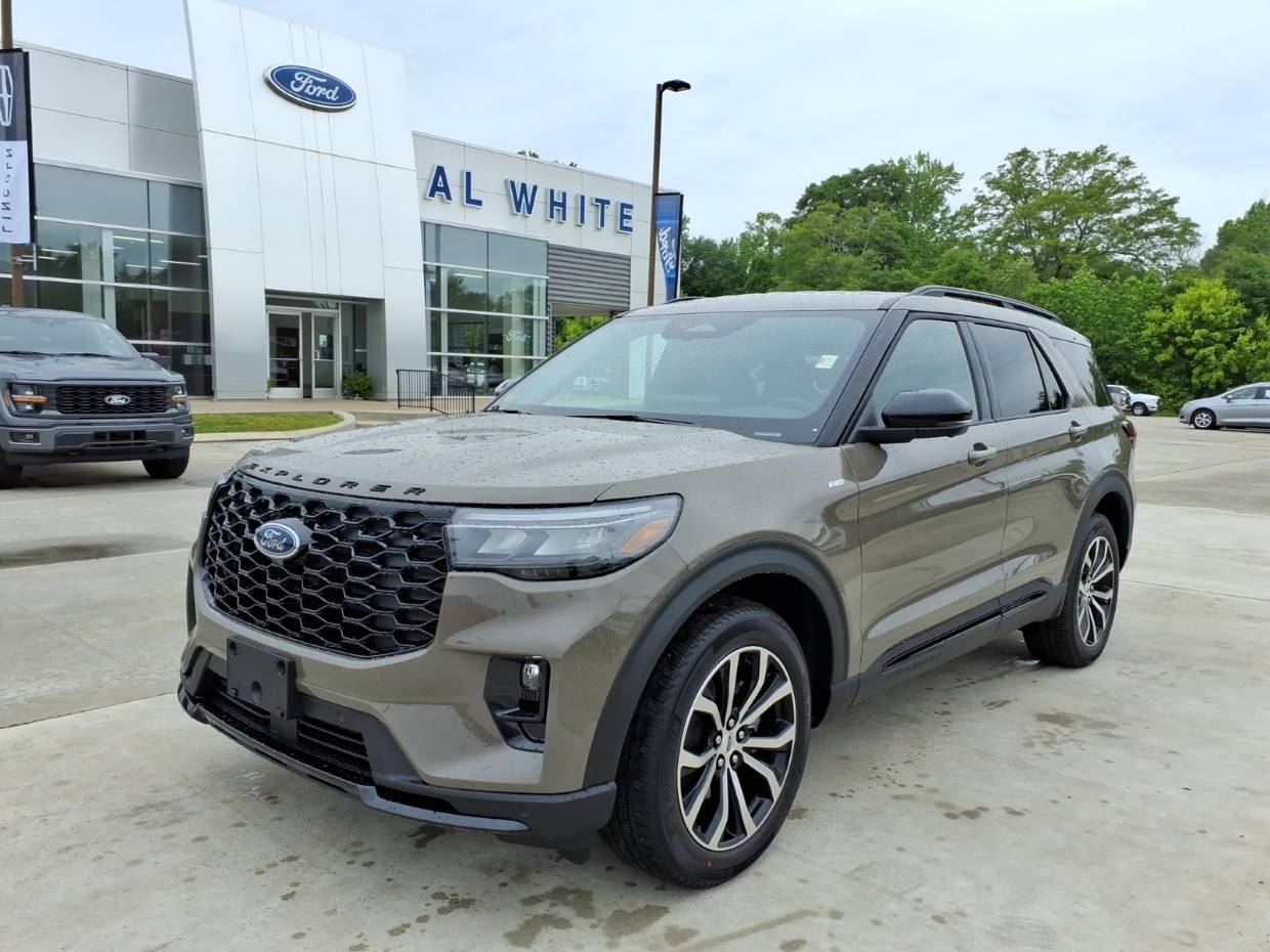 2026 Ford Explorer ST-LINE 4WD's photo