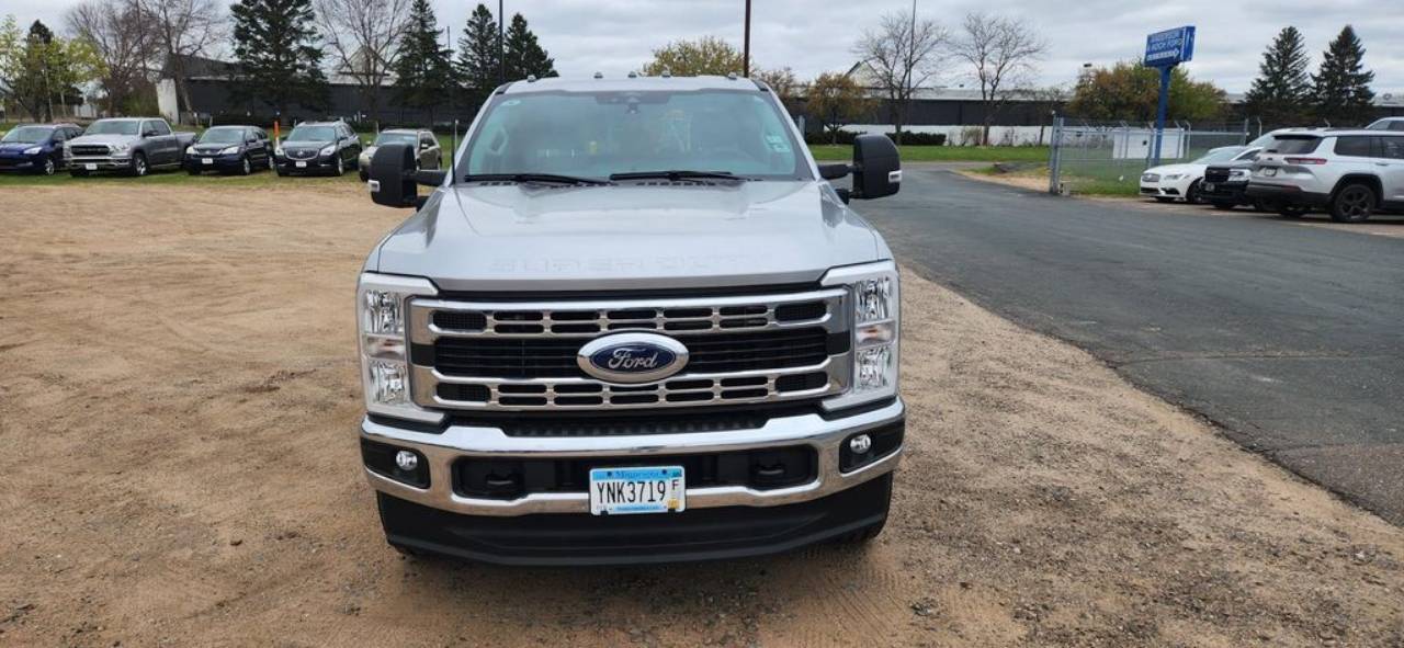 Used 2024 Ford F-350 Super Duty XLT with VIN 1FT8W3BNXREE20067 for sale in North Branch, Minnesota