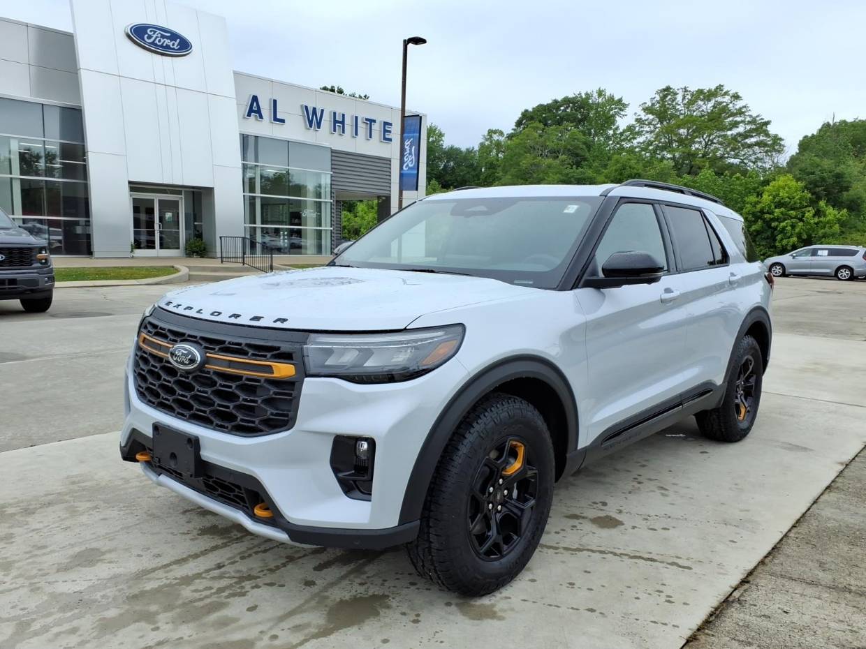 2026 Ford Explorer Tremor 4WD's photo