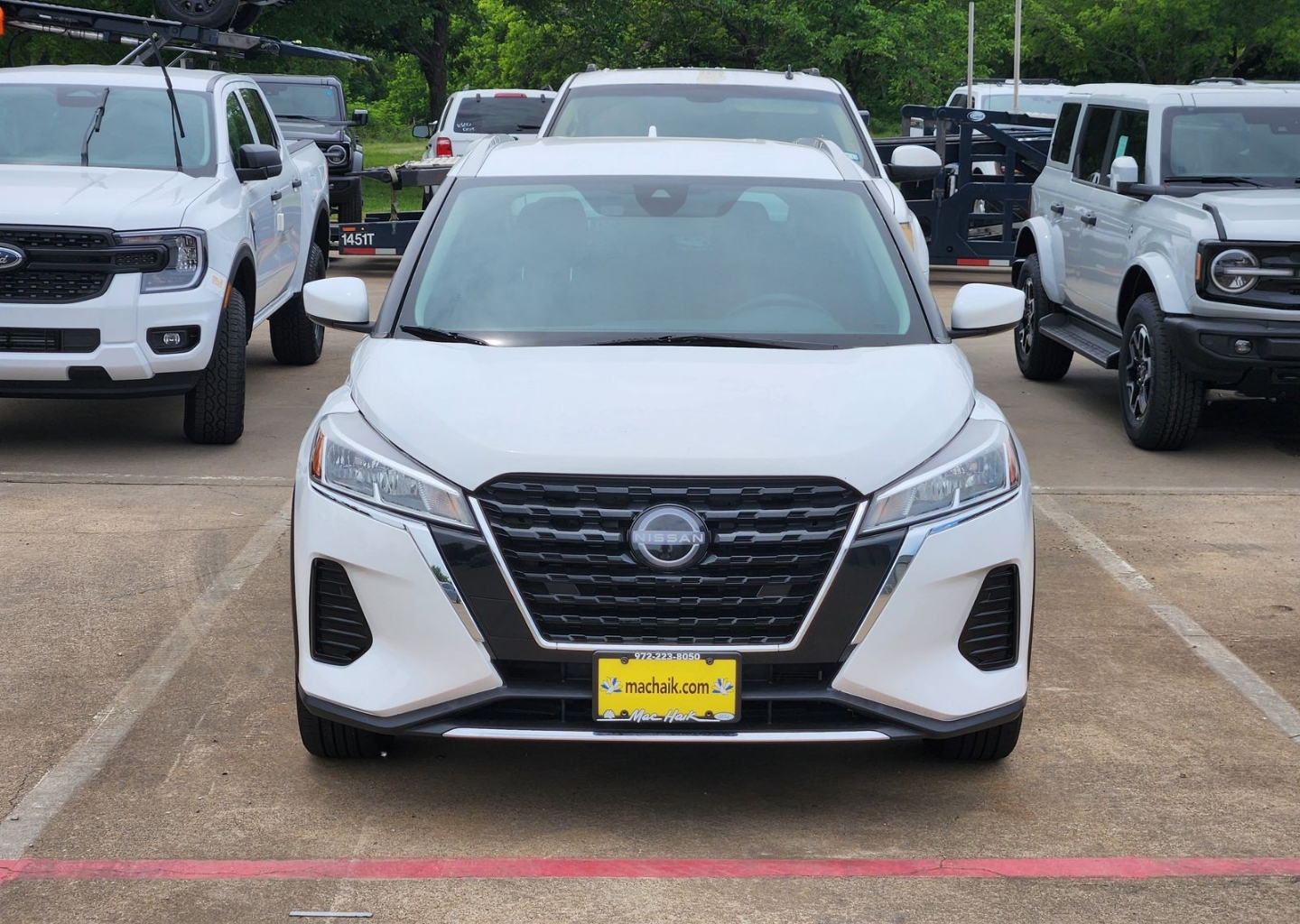 Used 2022 Nissan Kicks SV with VIN 3N1CP5CV2NL484571 for sale in DeSoto, TX