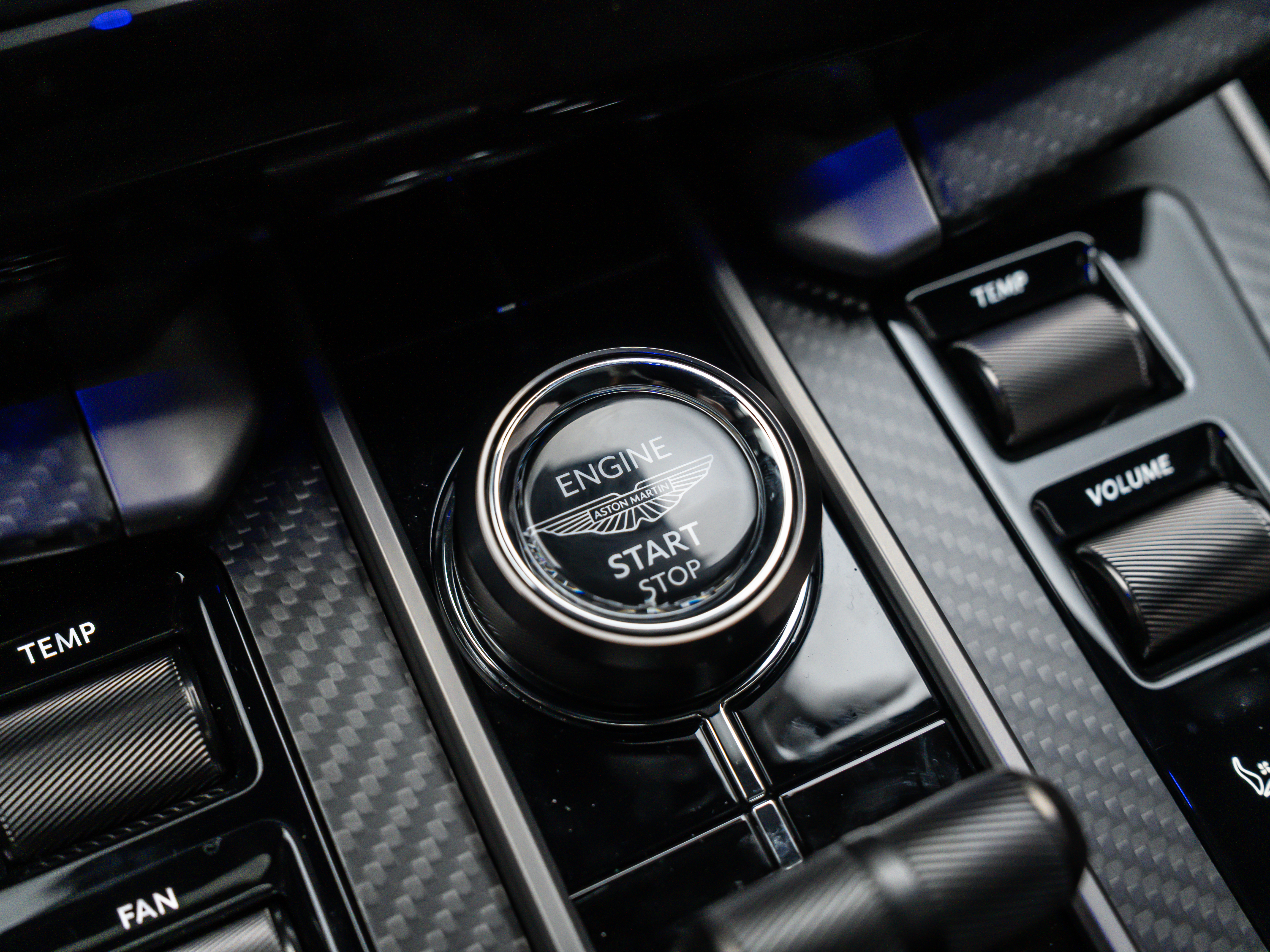 2026 Aston Martin Vanquish Base - Photo 28