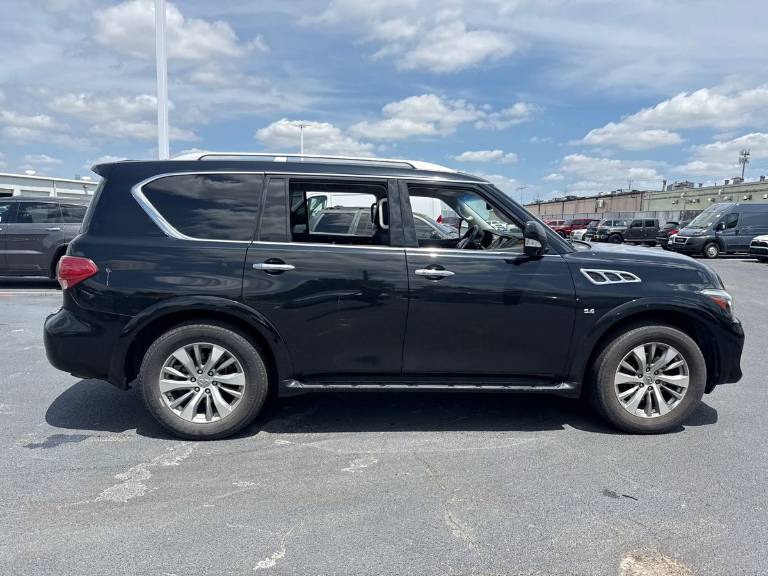 2016 INFINITI QX80 Base