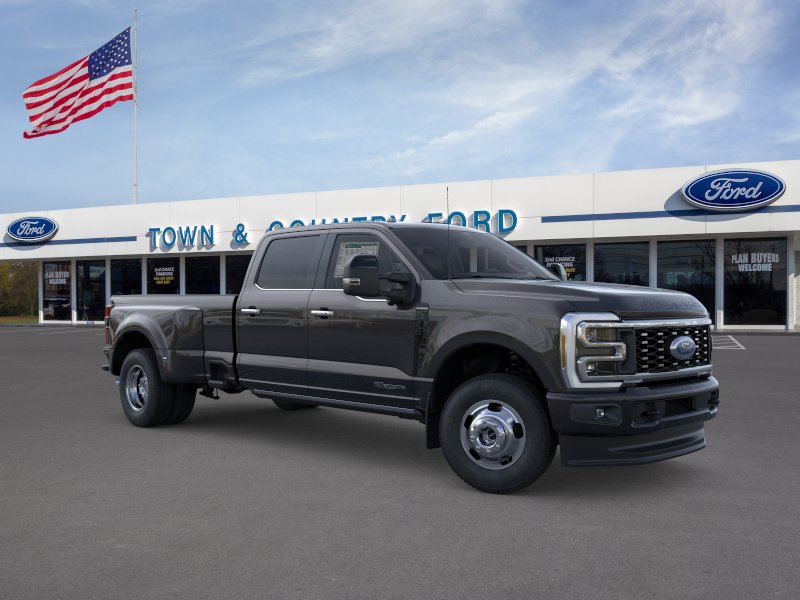 2026 Ford F-350 Platinum 4x4 Crew Cab 8' Box DRW's photo