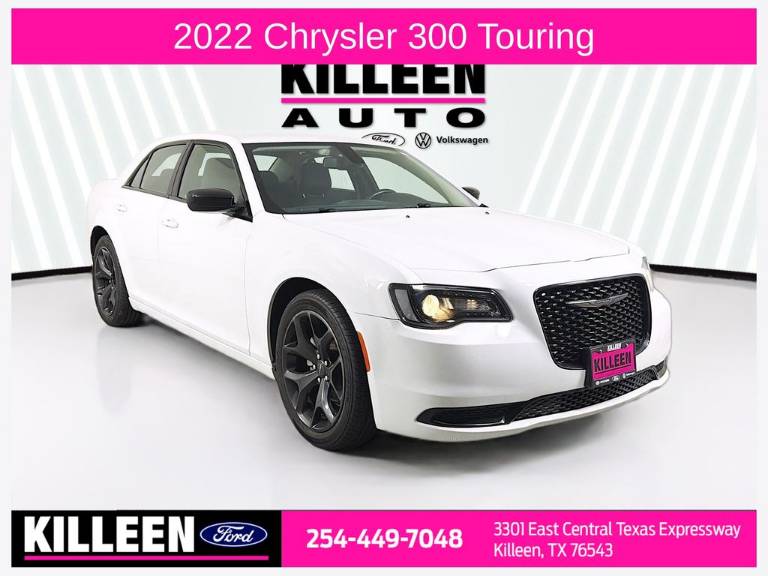 2022 Chrysler 300 Touring