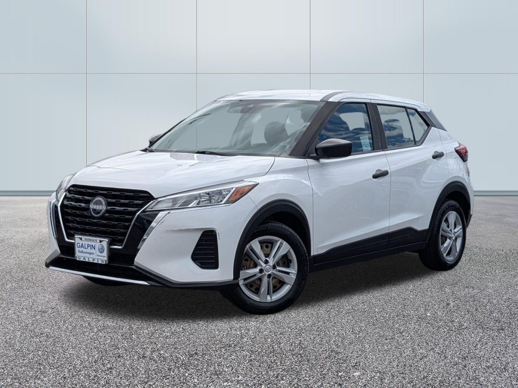 2023 Nissan Kicks S Xtronic CVT