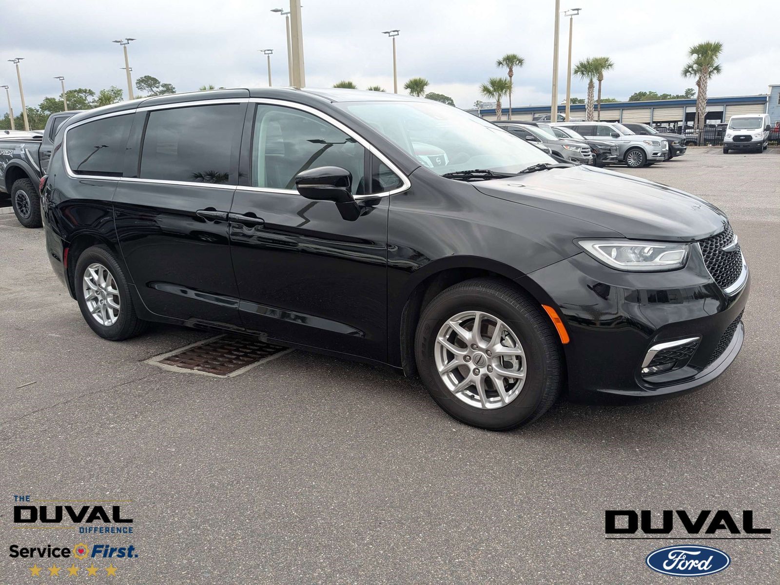2024 Chrysler Pacifica Touring L