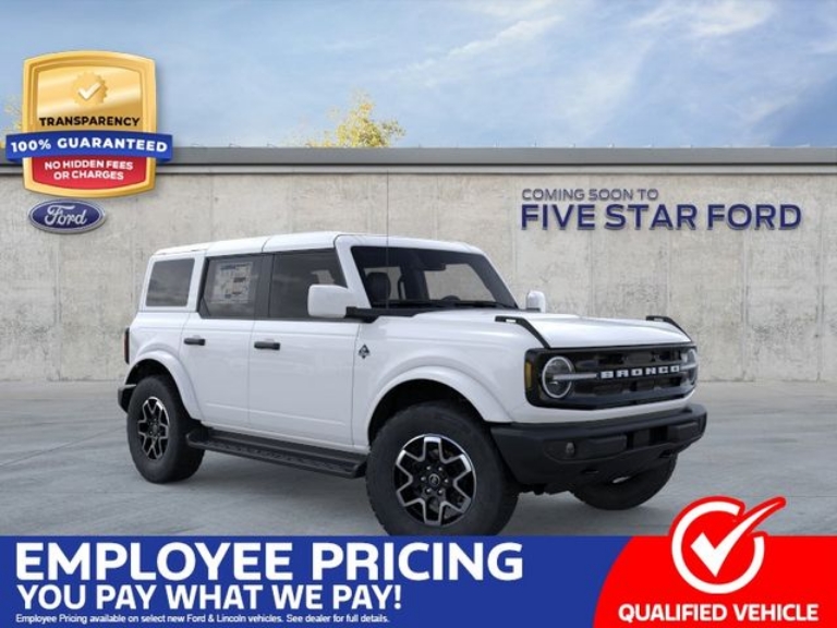 2026 Ford Bronco Outer Banks