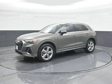 2021 Audi Q3 S line Premium