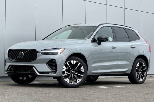 2026 Volvo XC60 B5 Plus