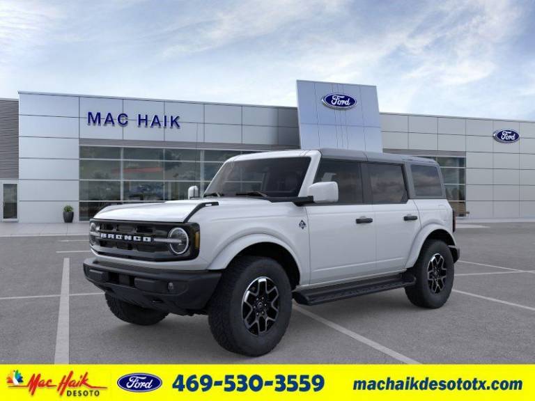 2026 Ford Bronco Outer Banks