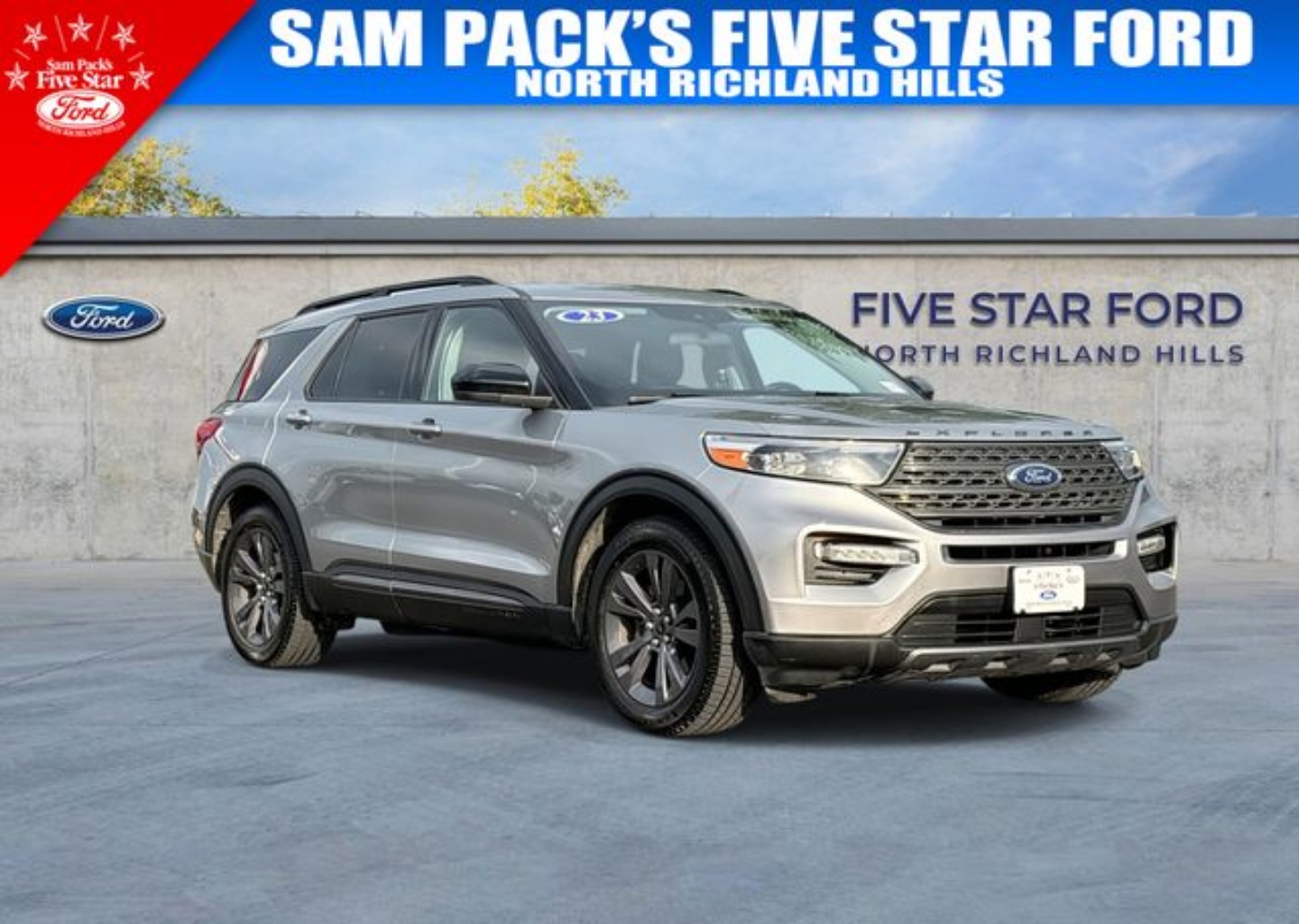 2023 Ford Explorer XLT RWD's photo