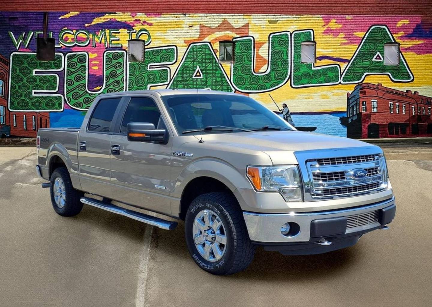2013 Ford F-150 XLT 4x4 SuperCrew 145-in's photo