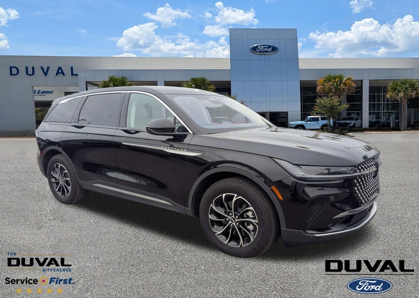 2025 Lincoln Nautilus Premiere AWD's photo