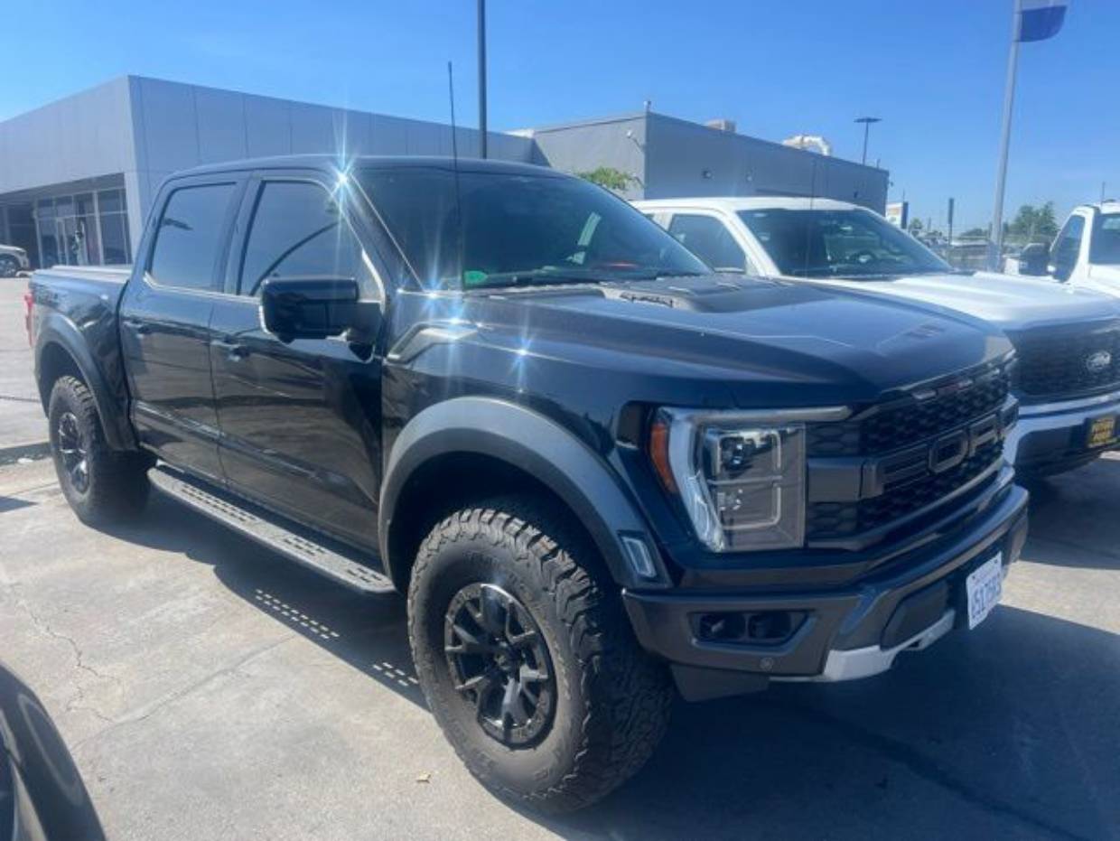 2023 Ford F-150 Raptor 4x4 SuperCrew 5-1/2 Box's photo