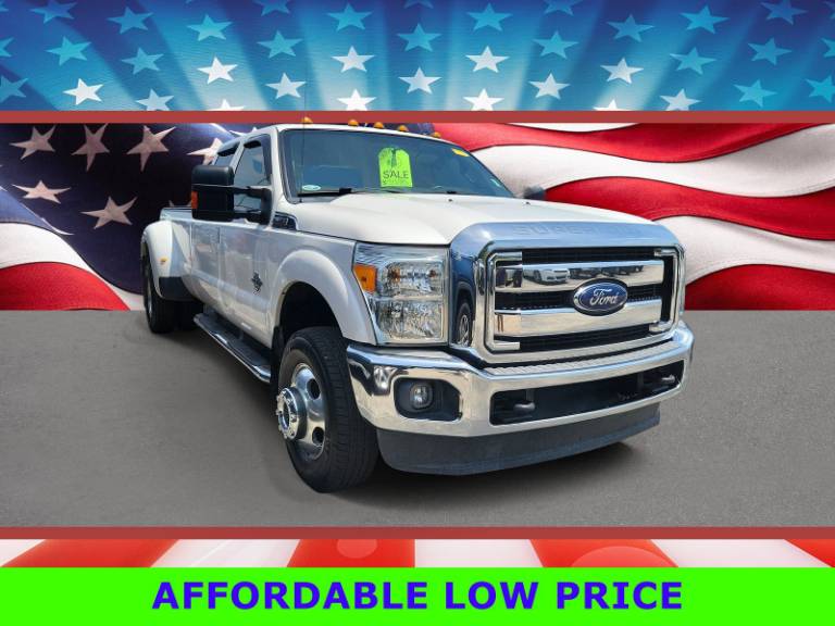 2015 Ford Super Duty F-350 DRW LARIAT