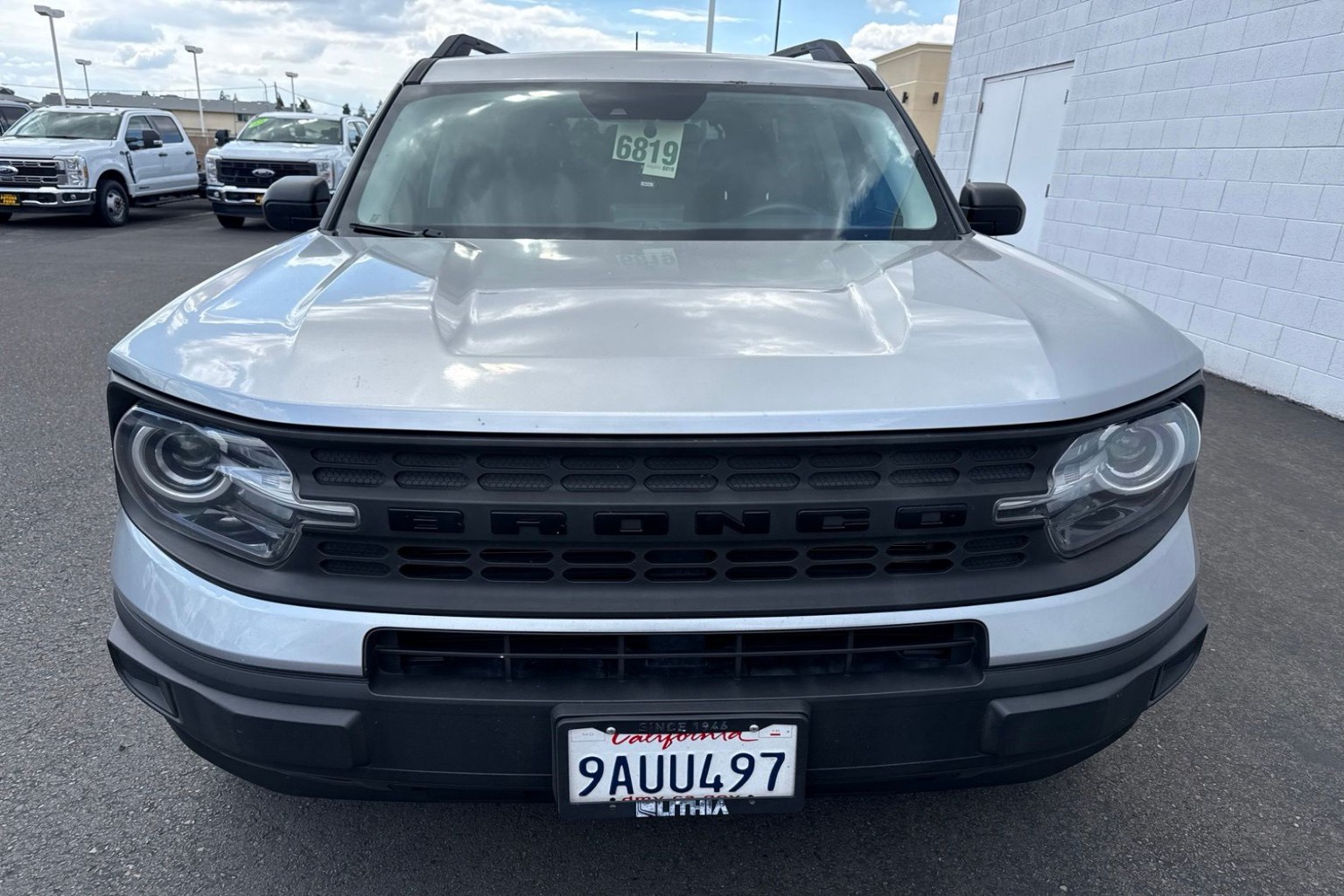 Vehicle Image 2