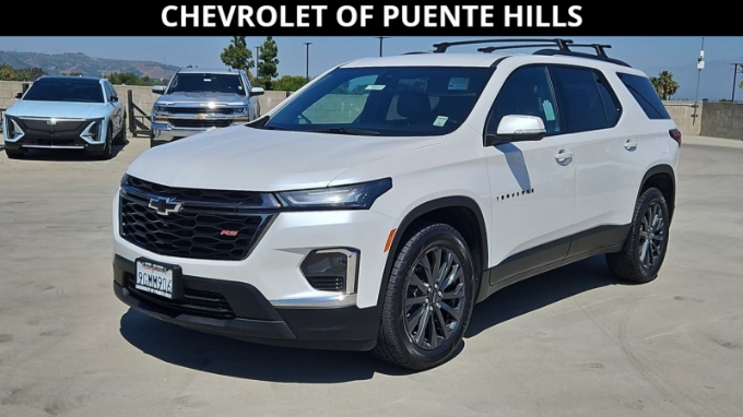 2023 Chevrolet Traverse FWD RS's photo