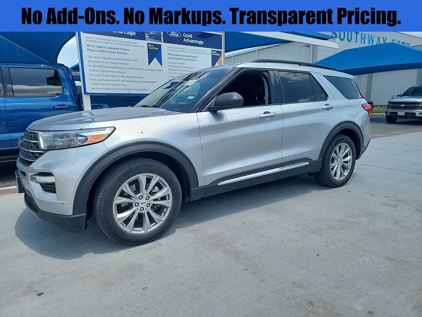 2023 Ford Explorer XLT RWD's photo