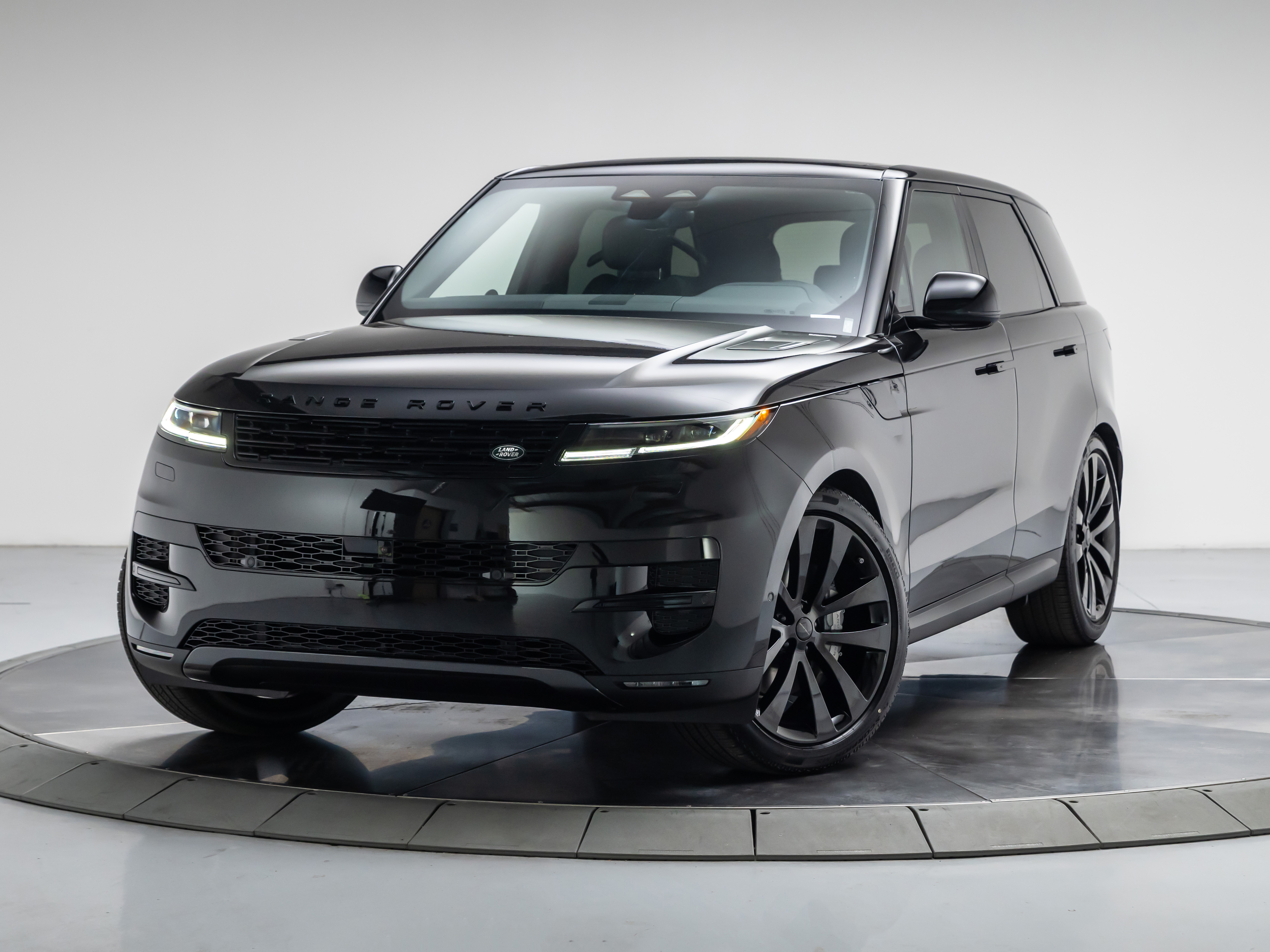 New 2026 Land Rover Range Rover Sport P360 SE