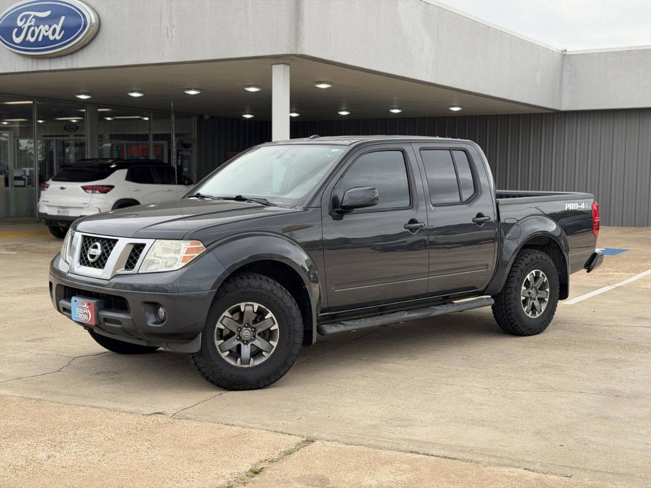2015 Nissan Frontier 4.0 PRO-4X Crew Cab 4X4 AT's photo