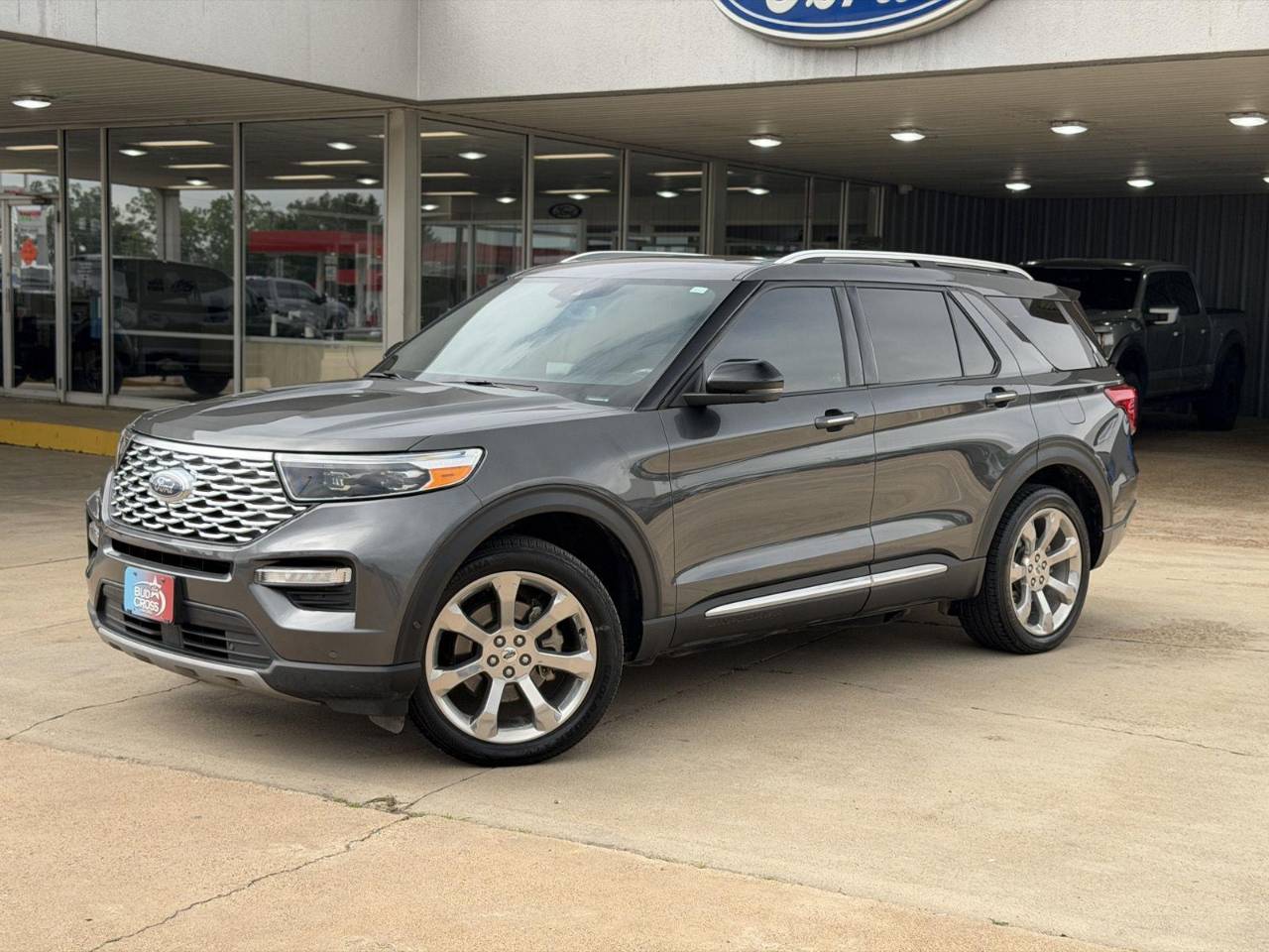 2020 Ford Explorer Platinum 4WD's photo