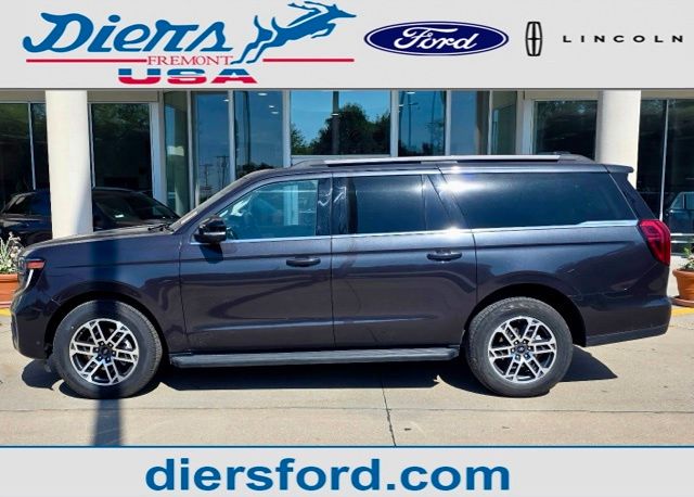2025 Ford Expedition Active MAX 4x4's photo