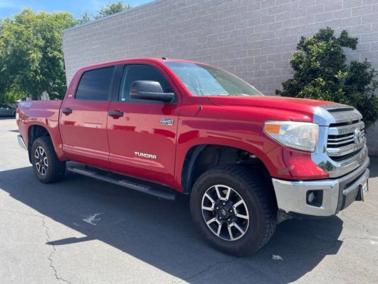 2017 Toyota Tundra SR5